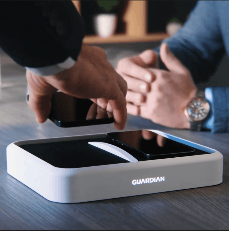 Product video thumbnail